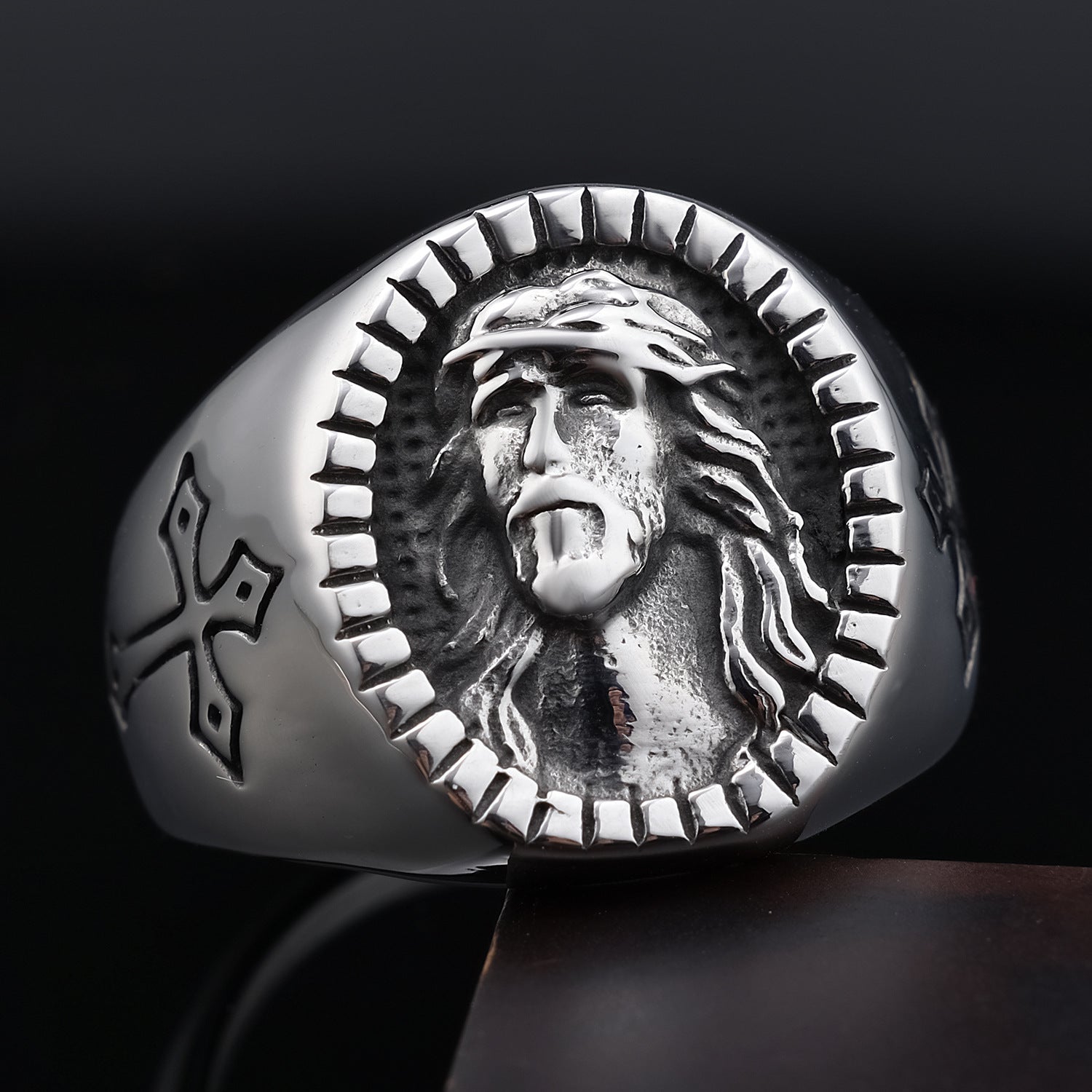 Anello Croce Salvatore Gesù in Acciaio Inossidabile