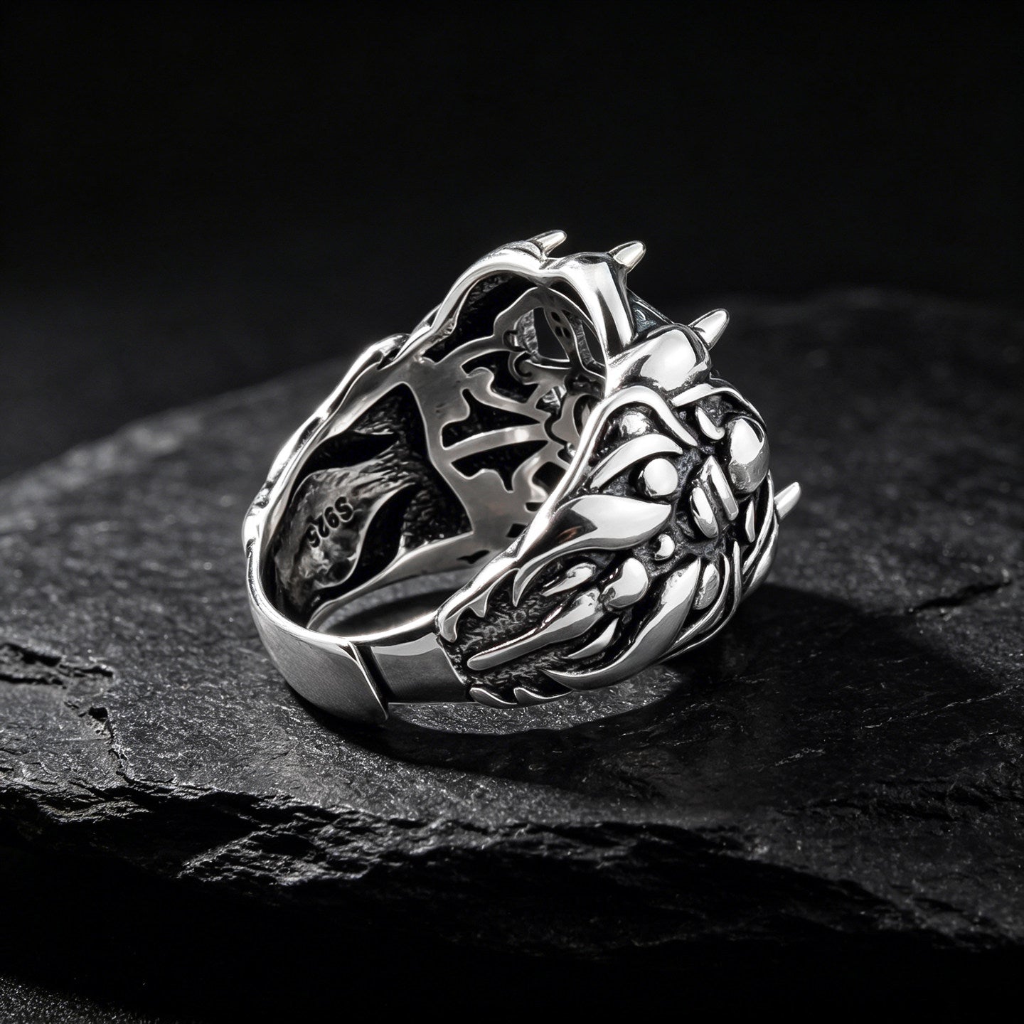 Anello in acciaio inossidabile a forma di corpo 3D