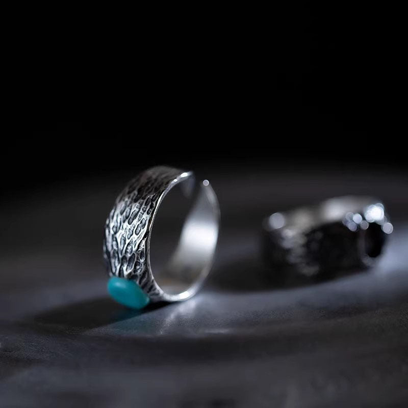 Anillo de acero inoxidable con forma de cuerpo 3D