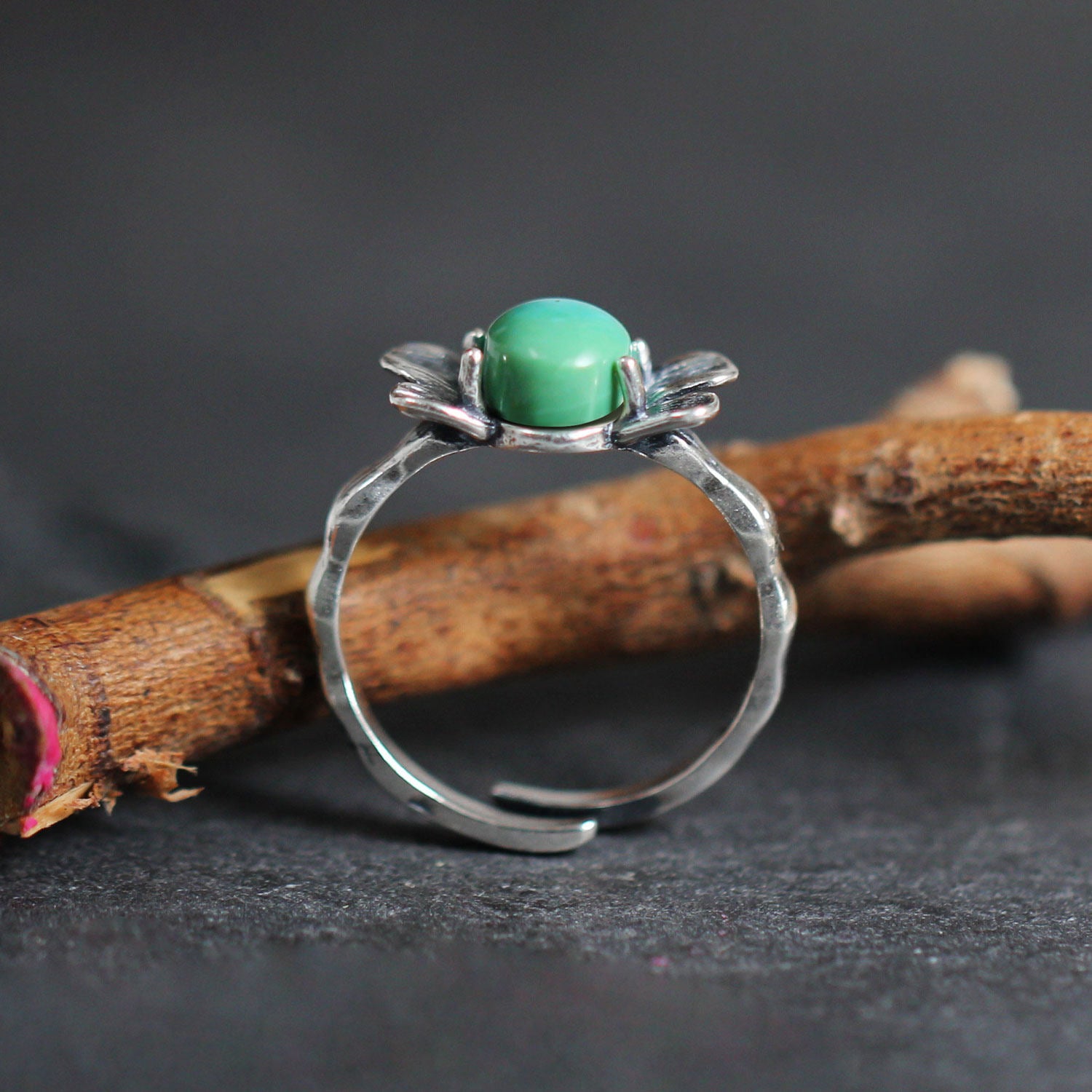Bague en acier inoxydable en forme de corps 3D