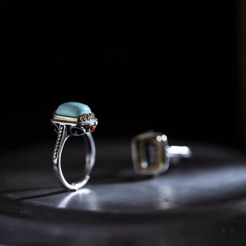 Anillo de acero inoxidable con forma de cuerpo 3D