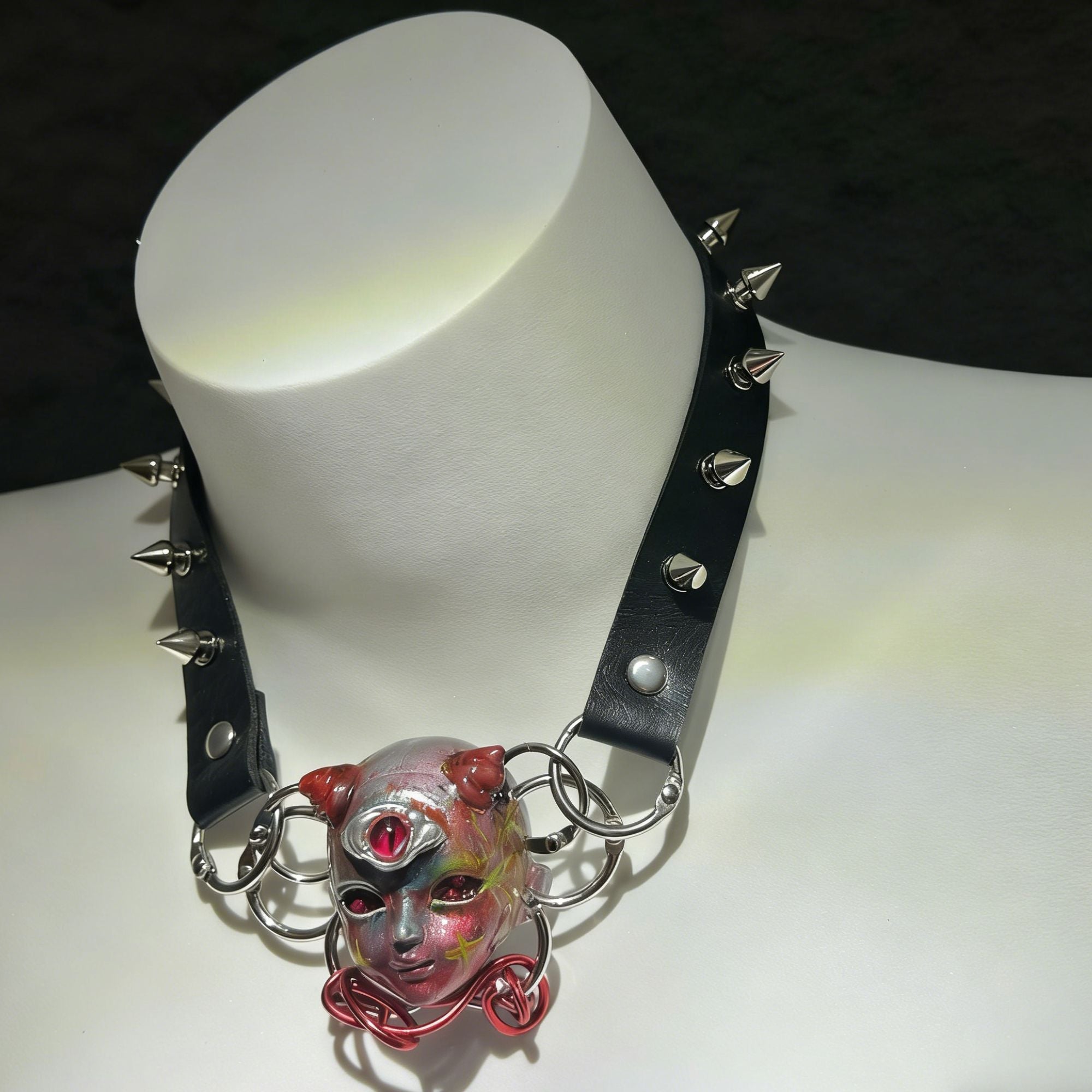 Devil's Eye Rivets Choker