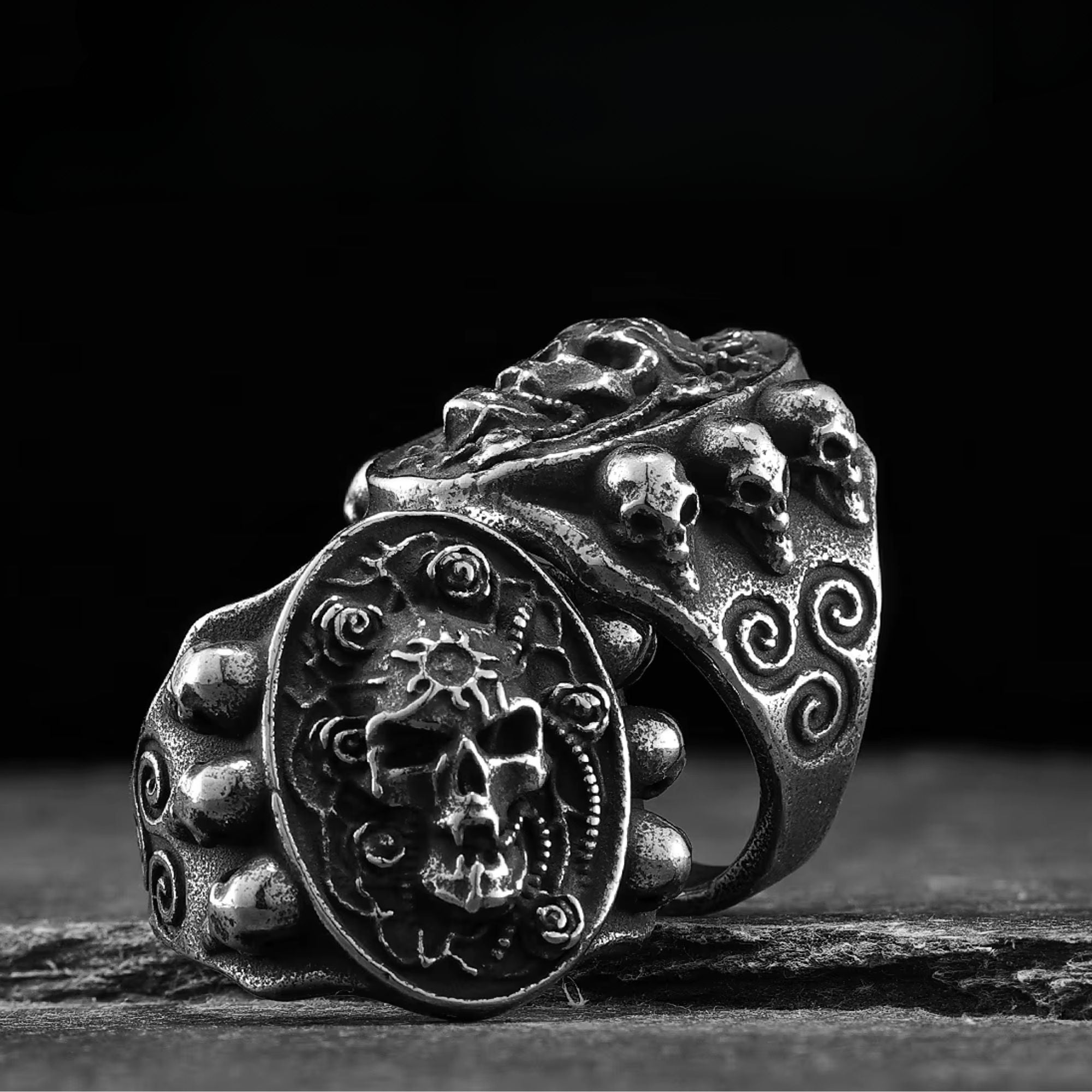 Textura De Flor Con Anillo De Acero Inoxidable Esmaltado