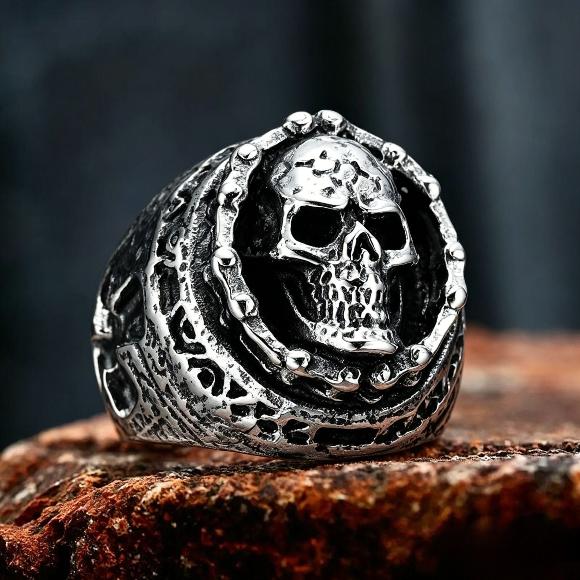 Blumenstruktur mit emailliertem Edelstahlring