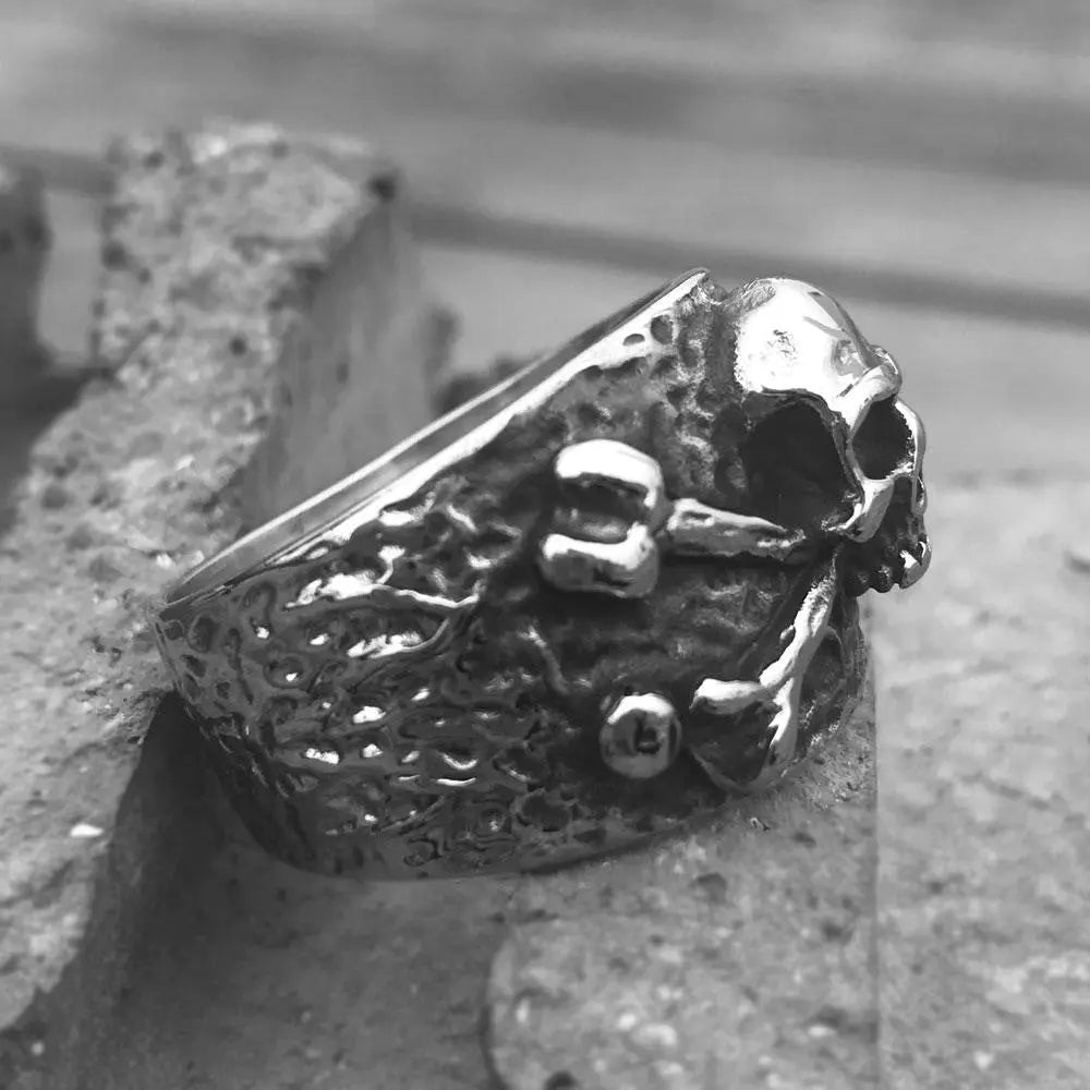 Crossbones Pirate Stainless Steel Skull Ring - Vrafi Jewelry