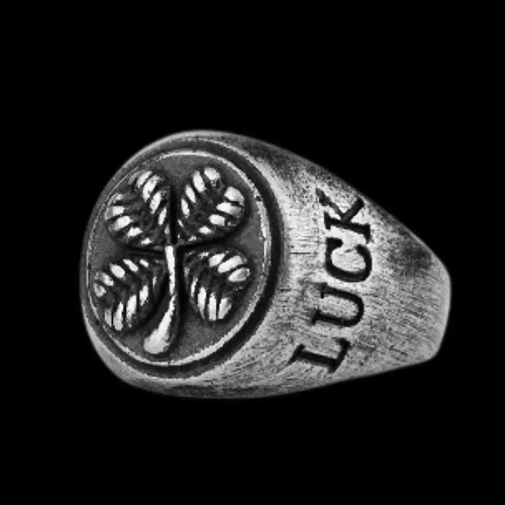 Gook Luck Shamrock Ring VRAFI