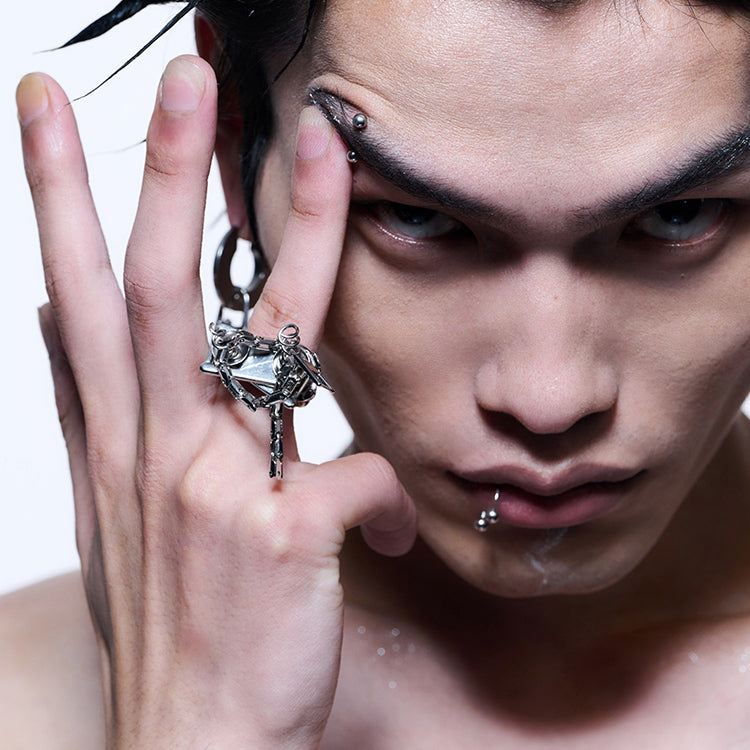 Heavy Metal Chain Open Ring