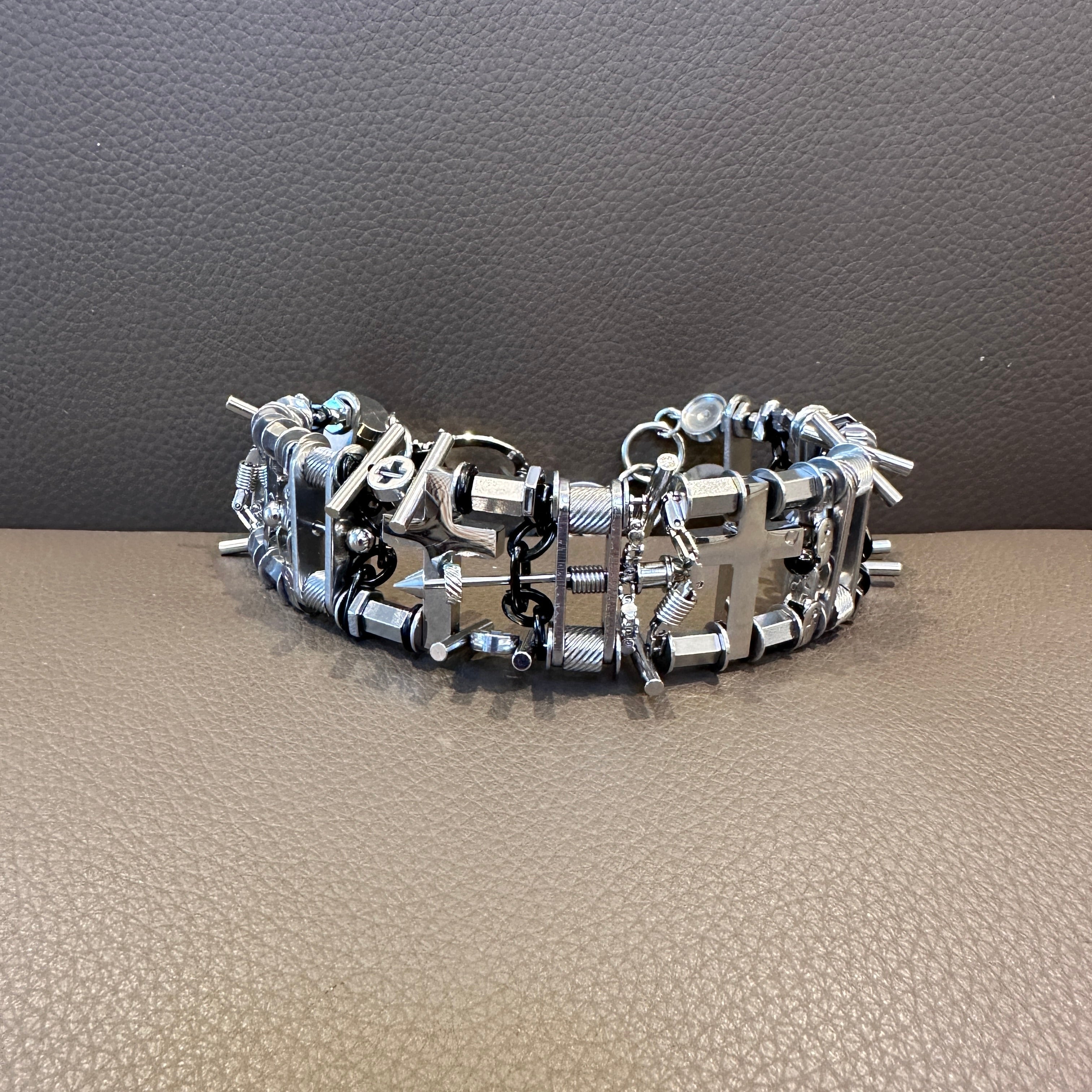 Industrial Parts Beaded Wide Clavicle Chain