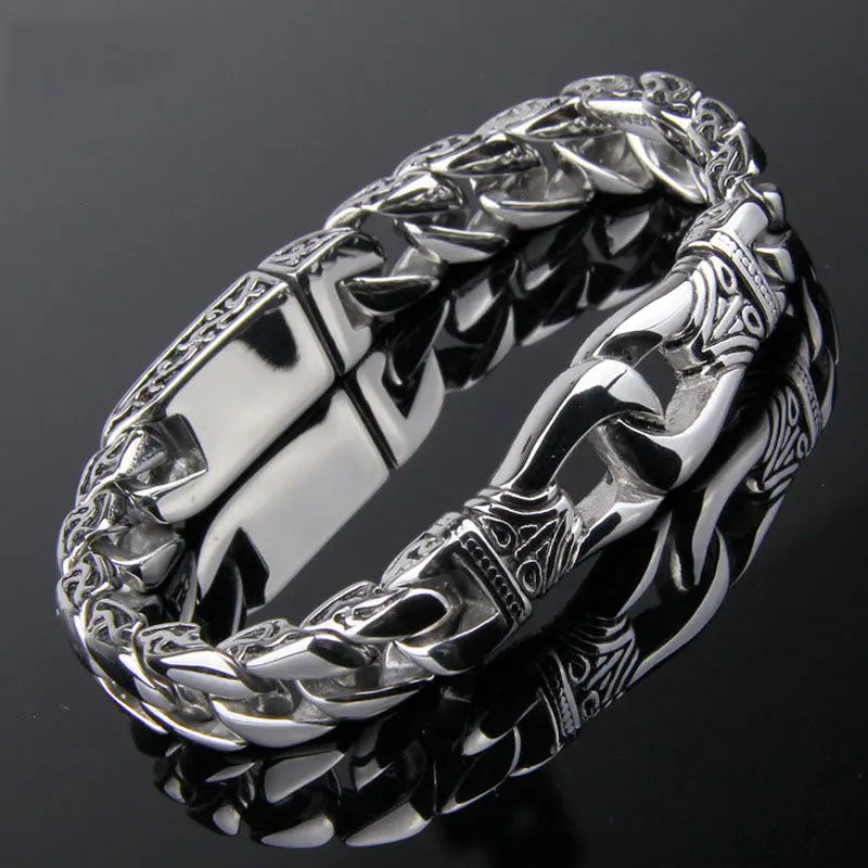 Locking With Stripe Stainless Steel Bracelet VRAFI