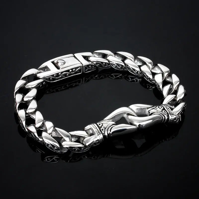 Locking With Stripe Stainless Steel Bracelet VRAFI