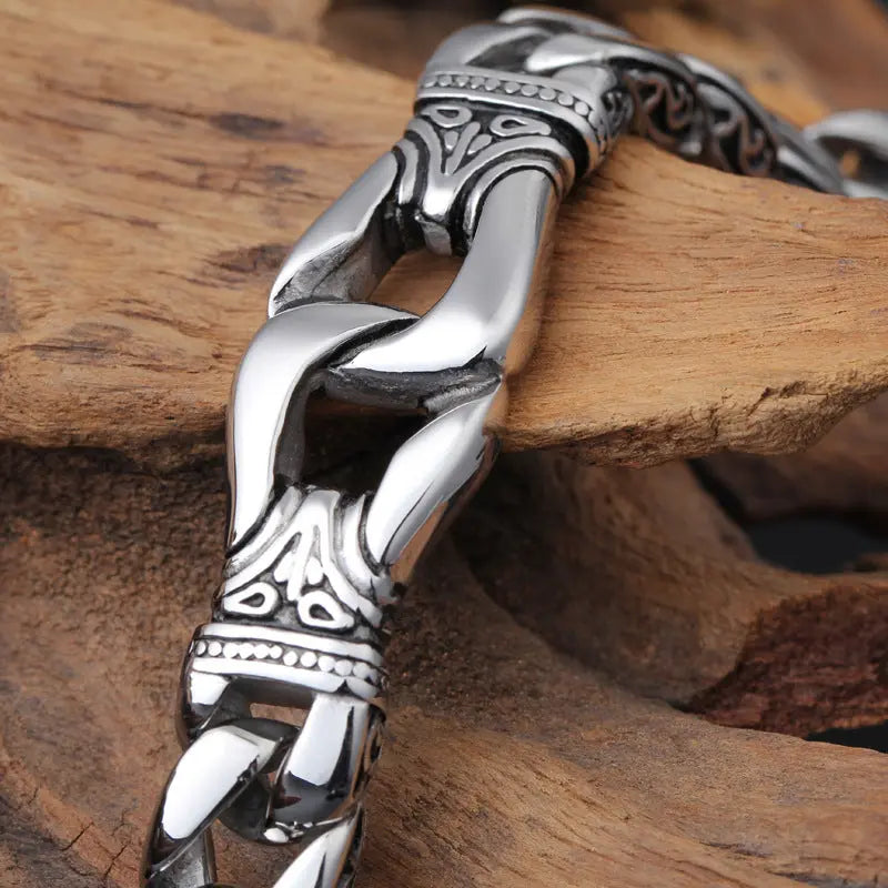 Locking With Stripe Stainless Steel Bracelet VRAFI