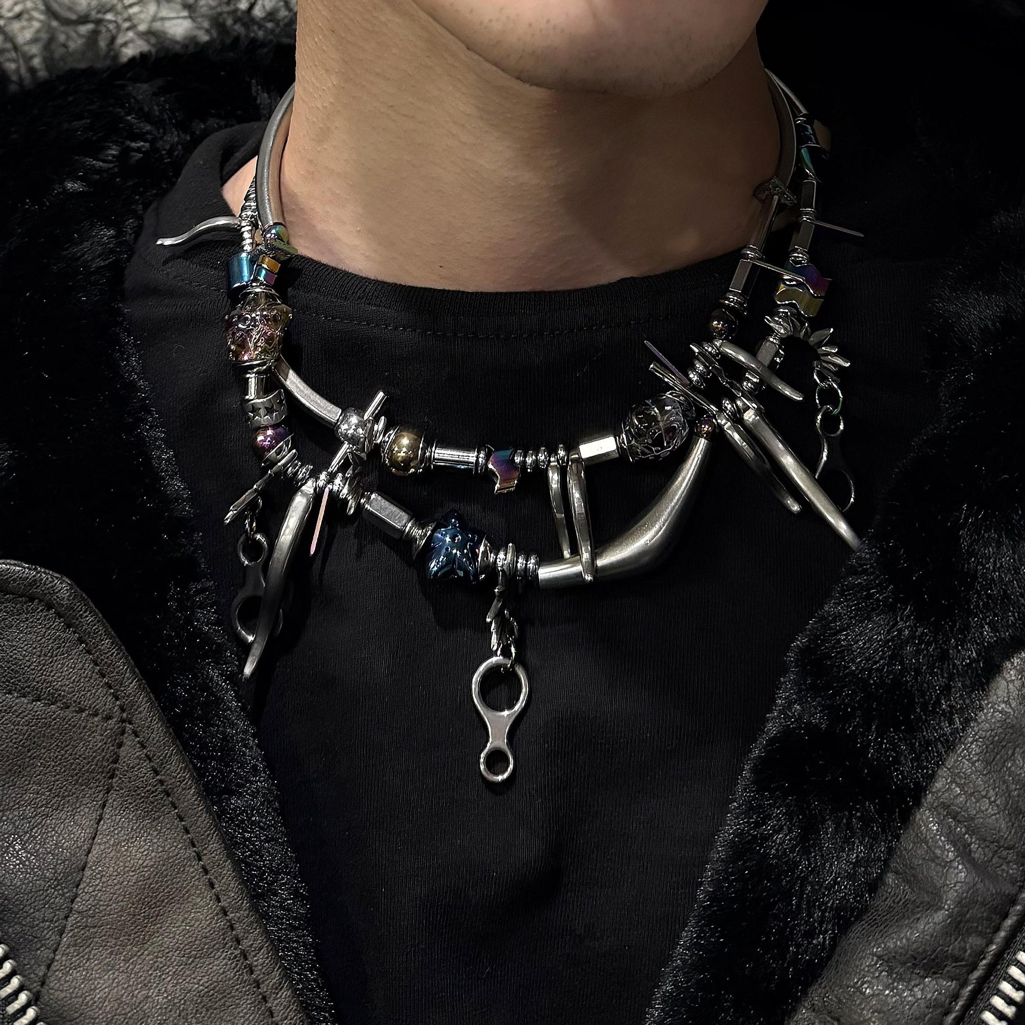 Mechanical Clavicle Chain With Multiple Wearing Methods