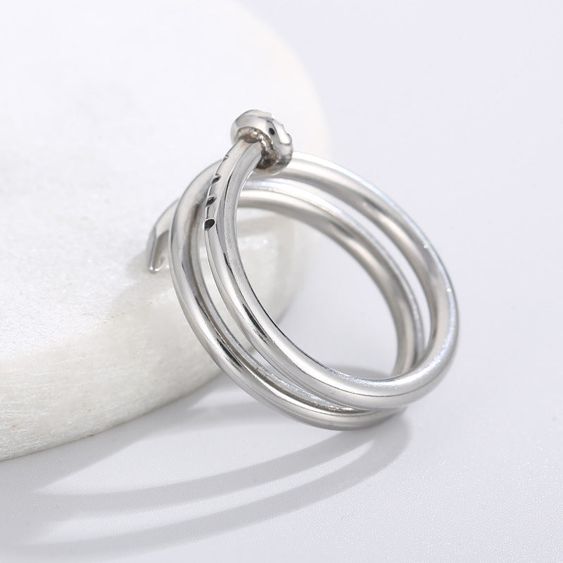 Anello in acciaio inossidabile a forma di corpo 3D