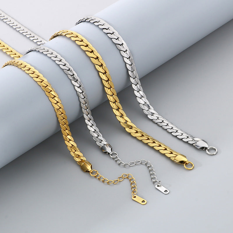 Minimalist Geometric Engraved Cuban Chain Necklace