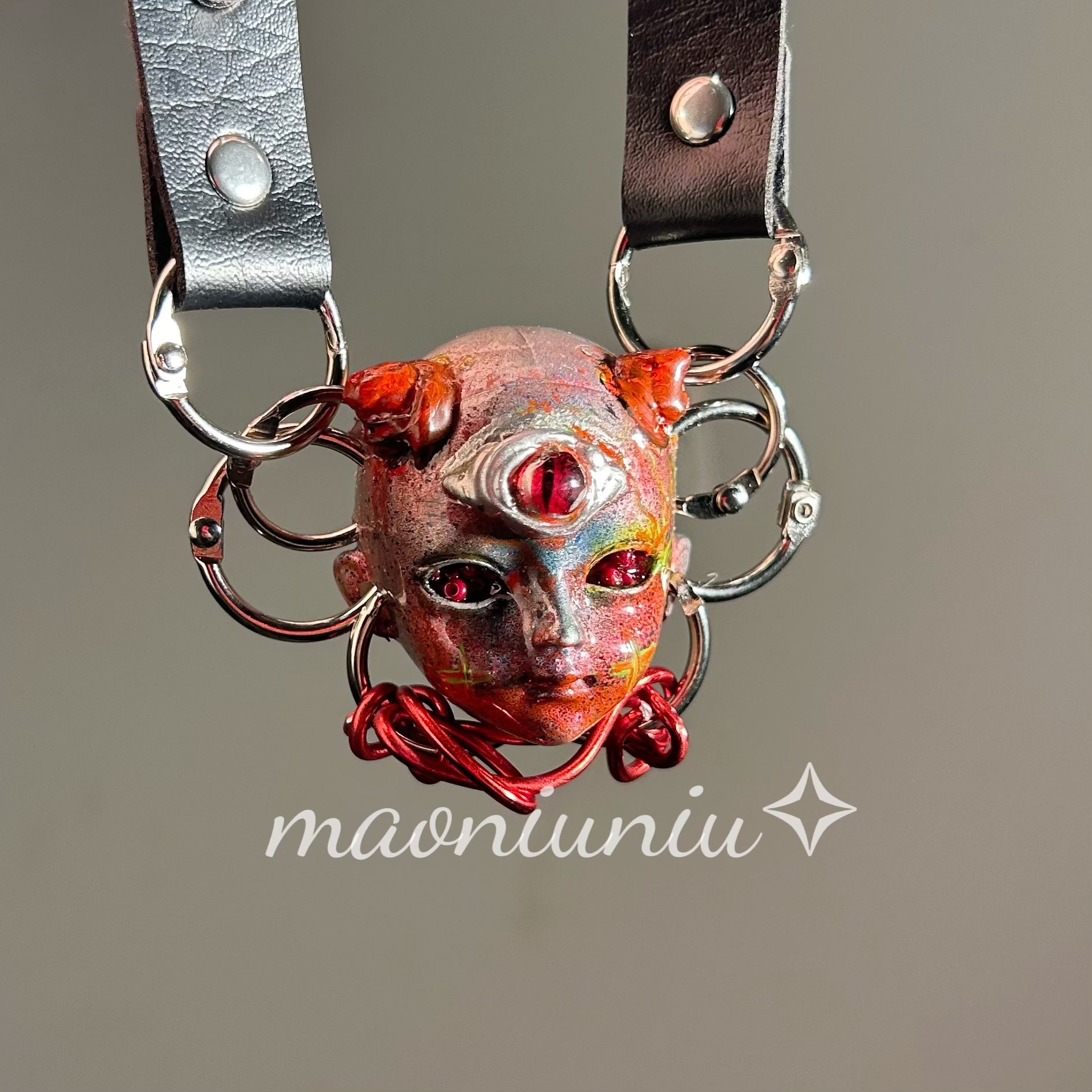 Devil's Eye Rivets choker