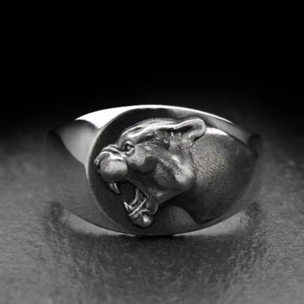 Panther Signet Ring - Vrafi Jewelry