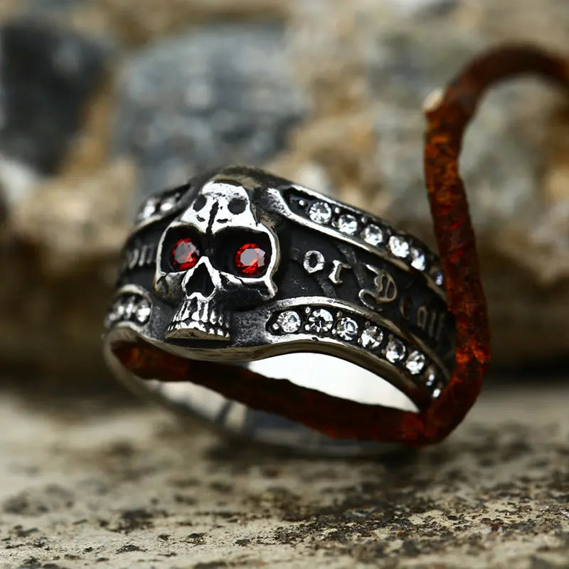 JAJAFOOK Men's Stainless Steel Ring - Wolf Head Design With Red Crystal Eyes, Black/Silver