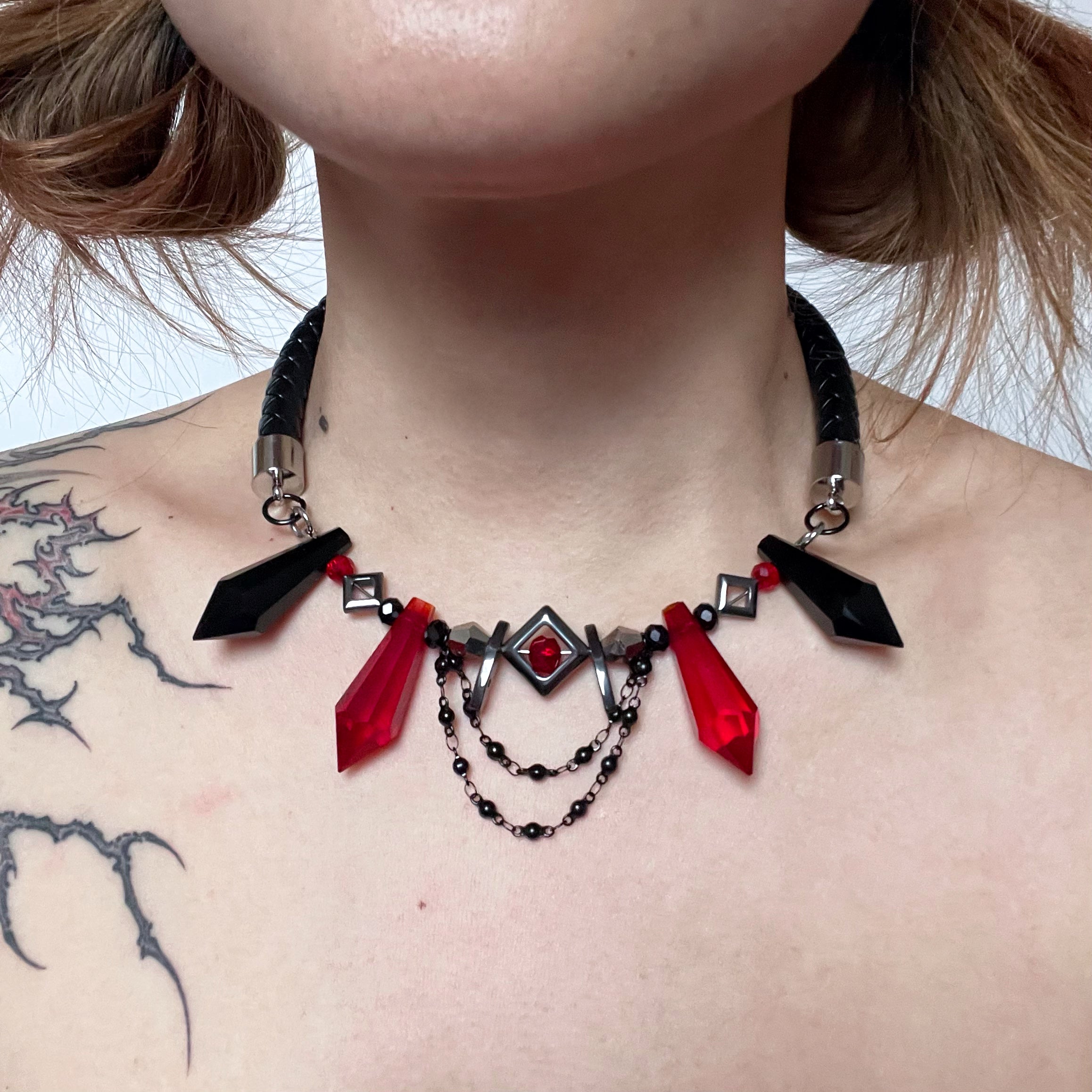 Red & Black Crystal Leather Clavicle Necklace
