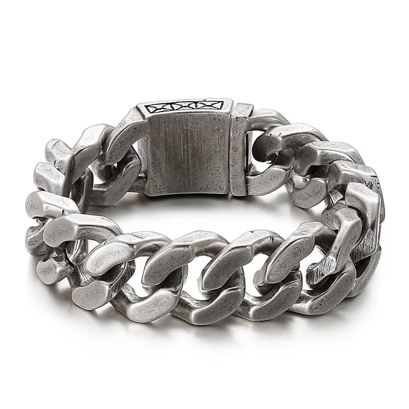 Skull Clasp Stainless Steel Bracelet VRAFI