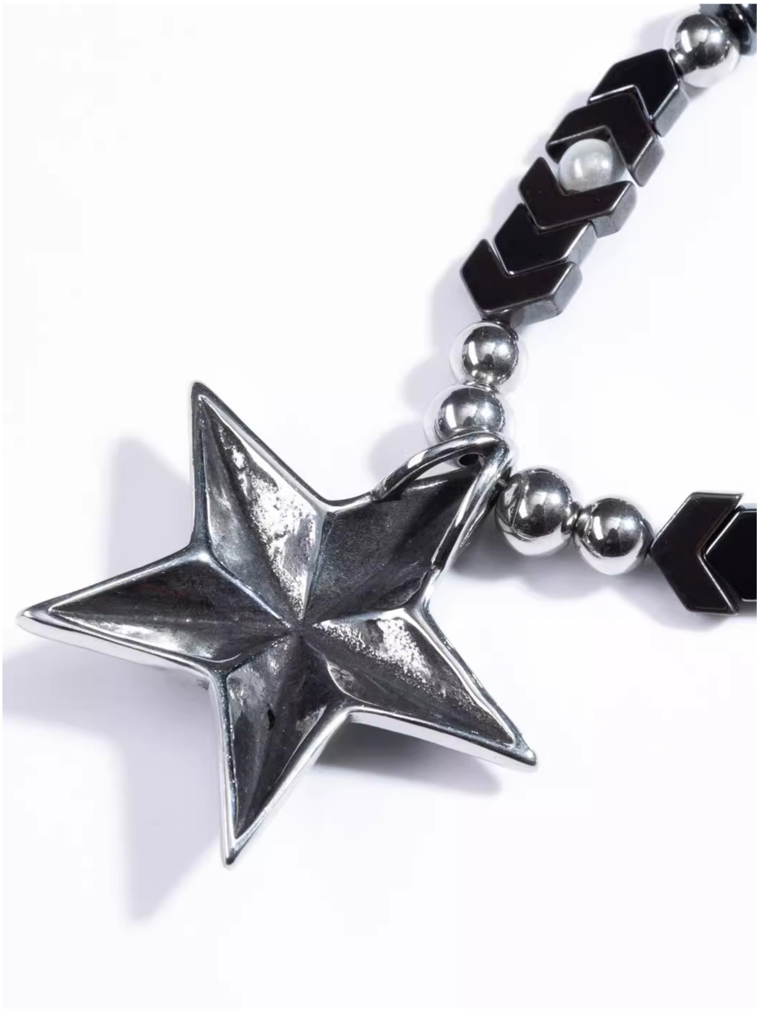Star Hand-Beaded Clavicle Necklace