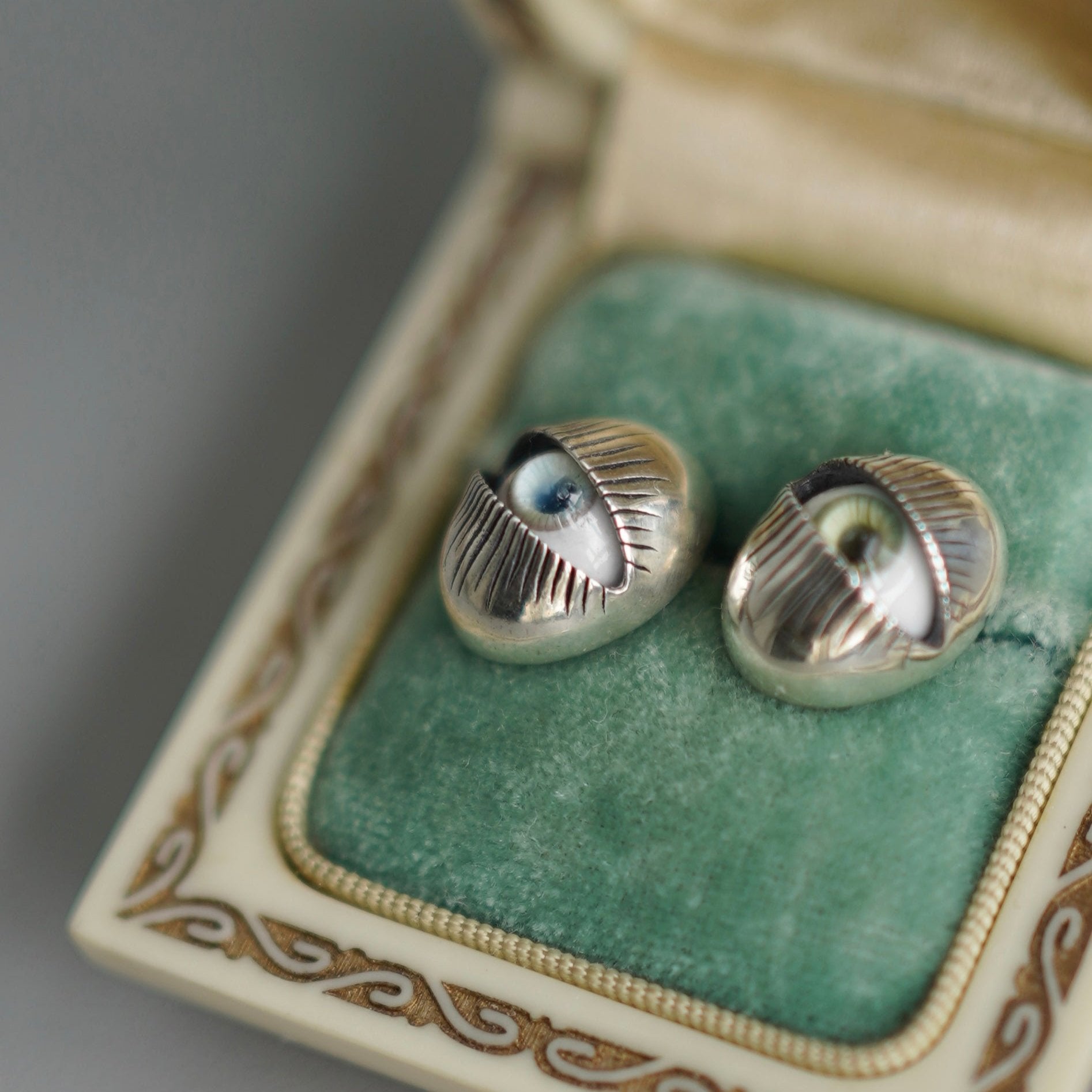 Boucles d'oreilles clous As de pique