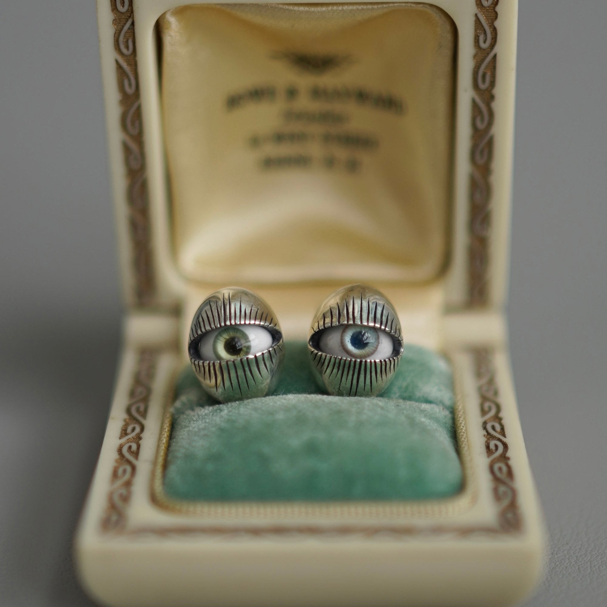 Boucles d'oreilles clous As de pique