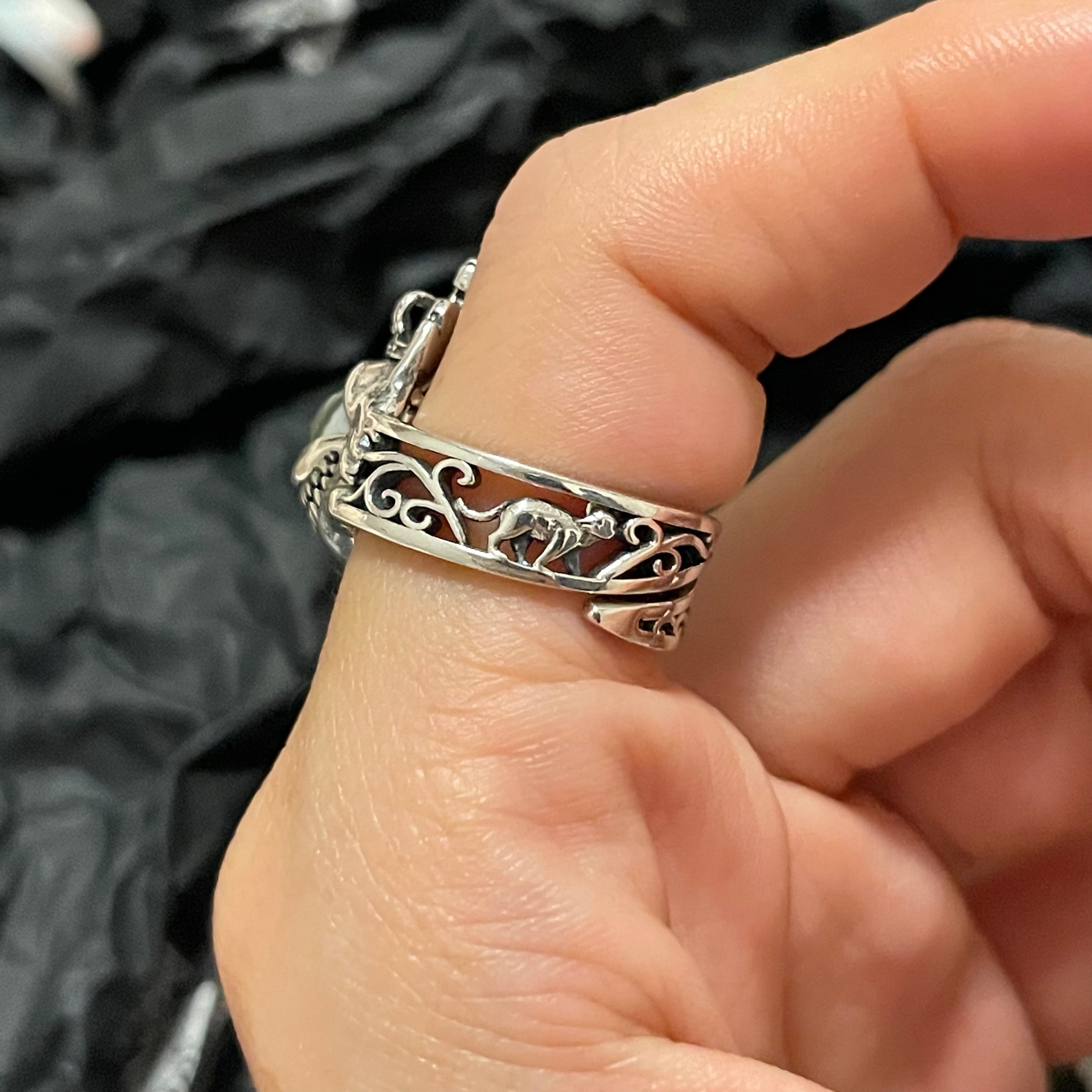 Anello in acciaio inossidabile a forma di corpo 3D