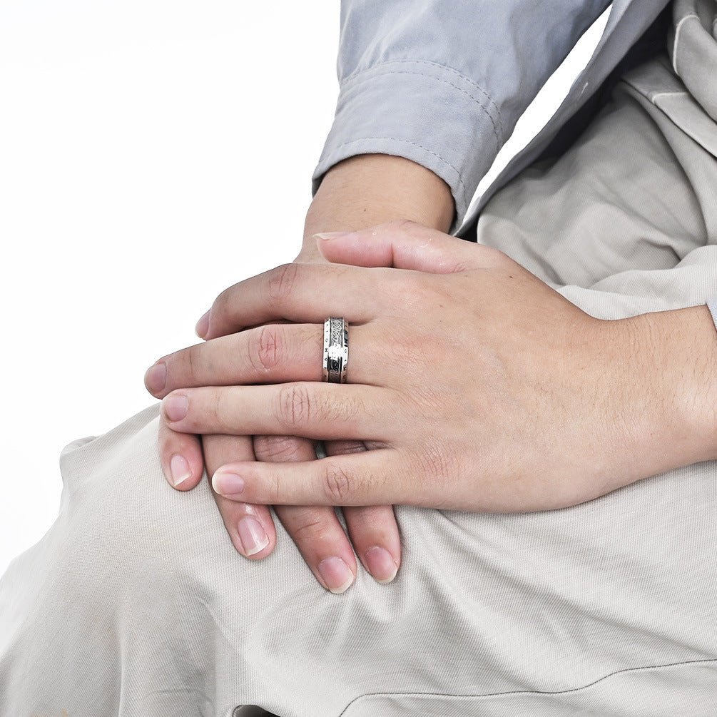 Anello con sigillo minimalista in acciaio inossidabile intagliato