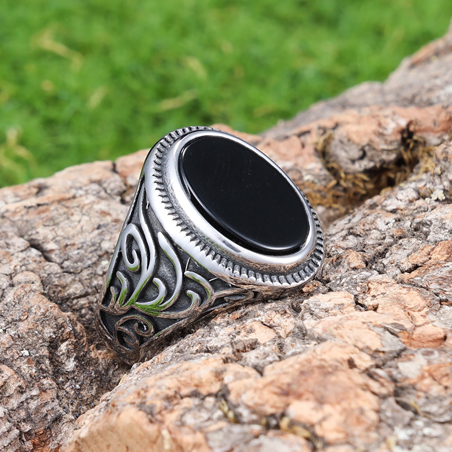 Anello con sigillo minimalista in acciaio inossidabile intagliato
