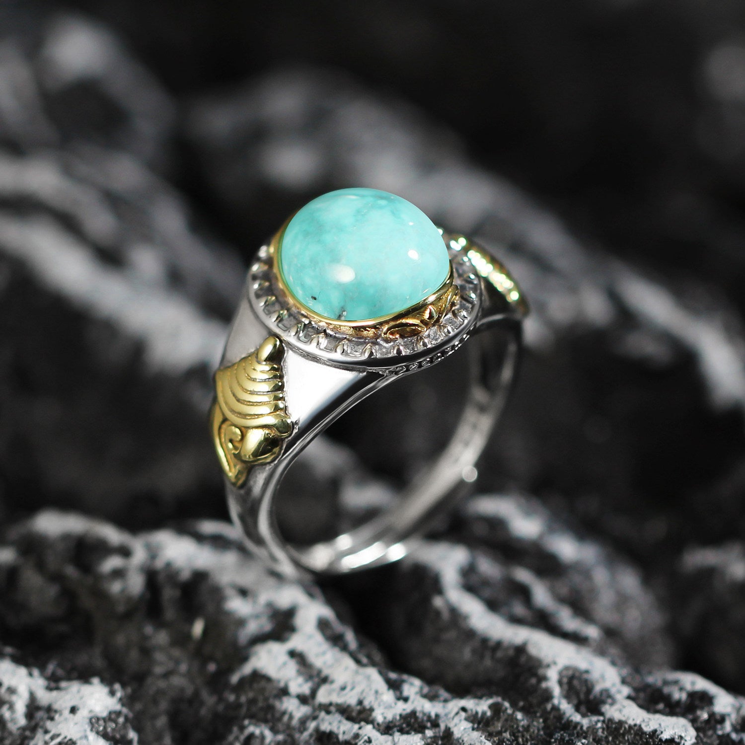 Anillo de acero inoxidable con forma de cuerpo 3D
