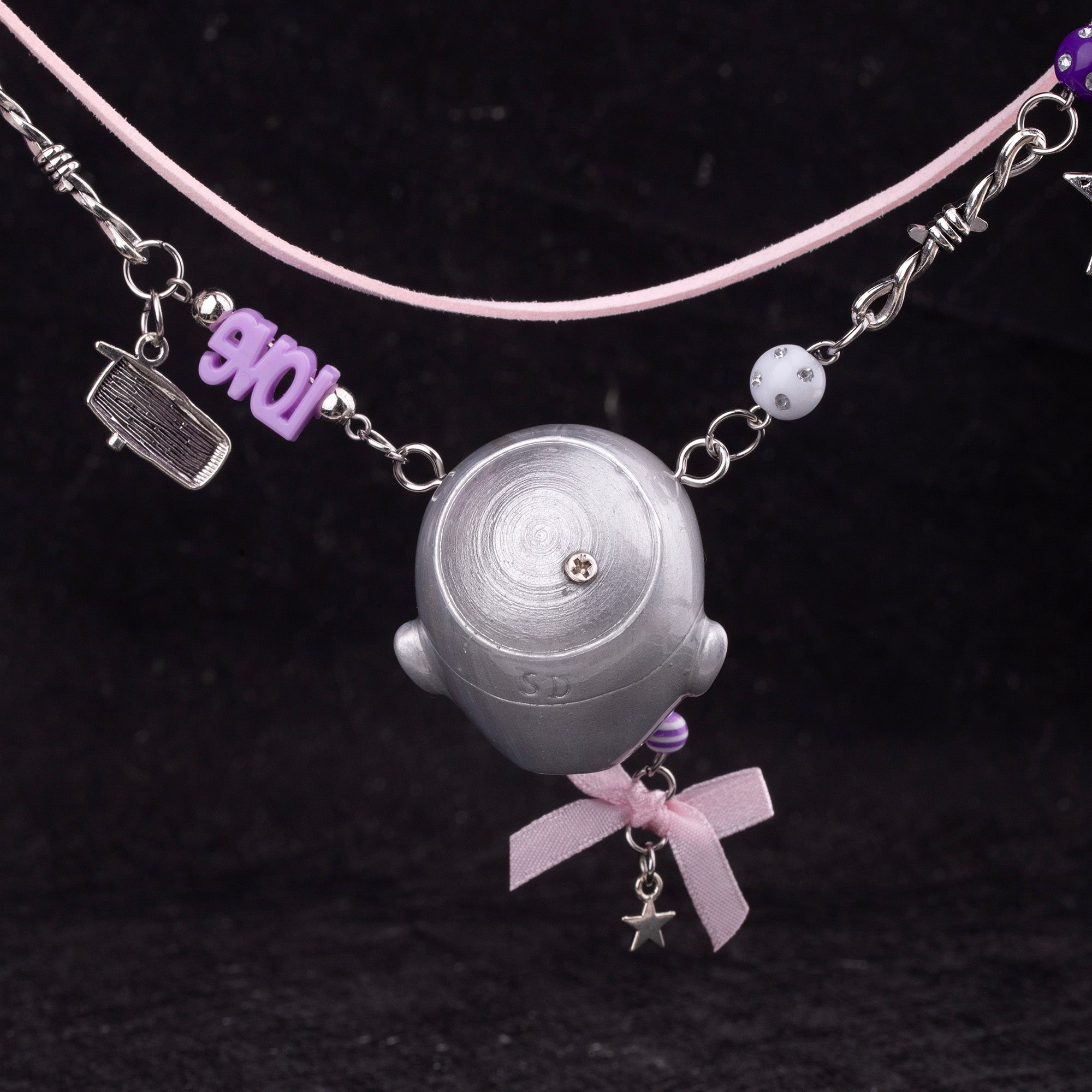 Bow Doll Head Necklace