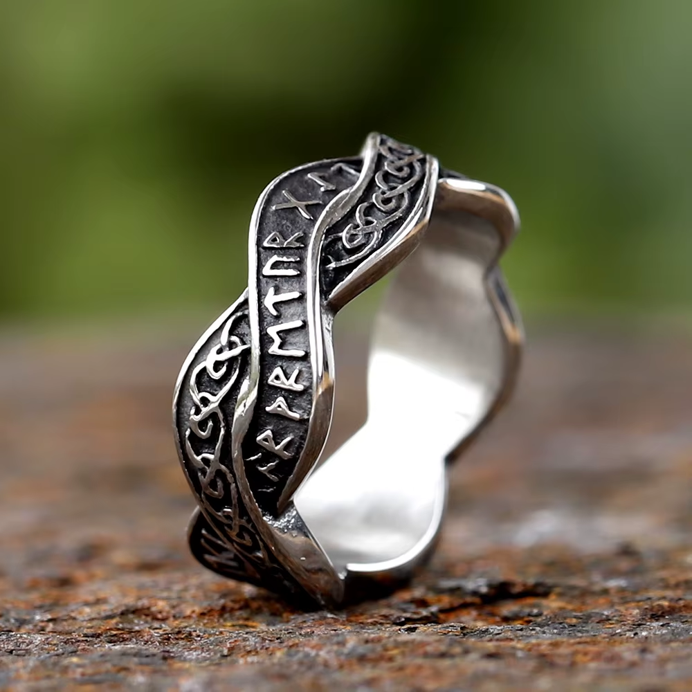 Blumenstruktur mit emailliertem Edelstahlring