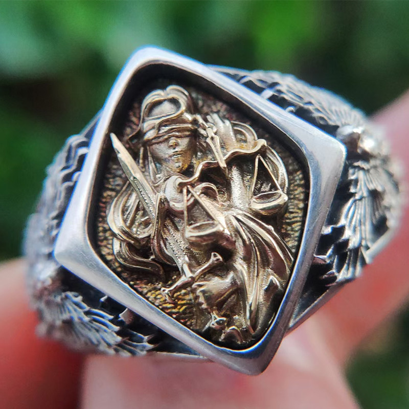 Bague en acier inoxydable en forme de corps 3D