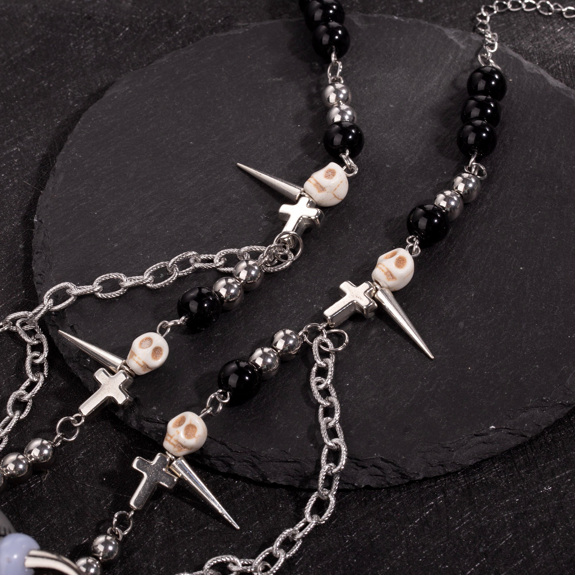 Silver Scar Baby Head Necklace