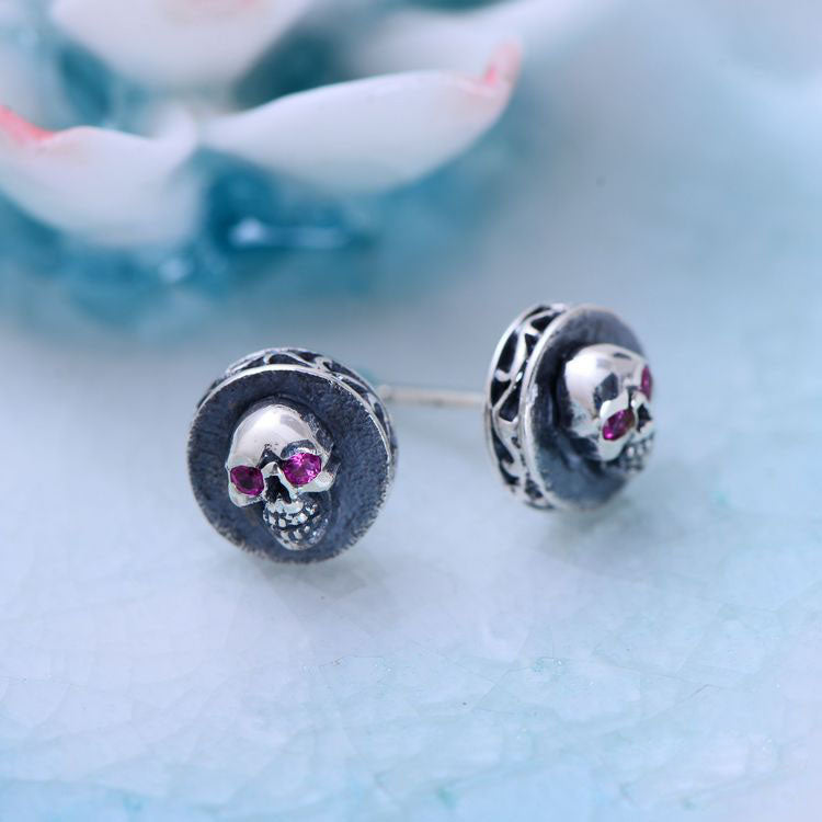 Round Skull Inlaid Zirconia Stud Earrings