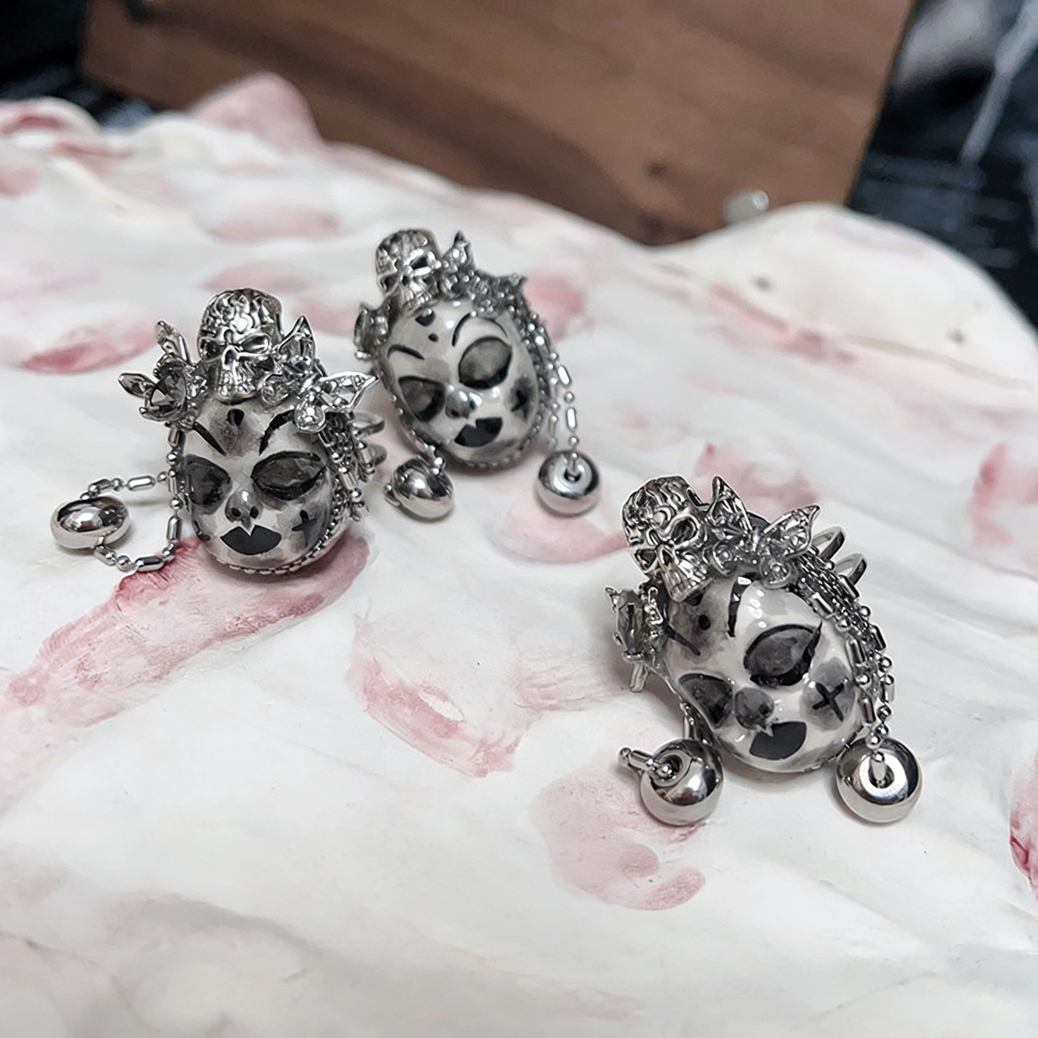 Skull Butterfly Bell Ring