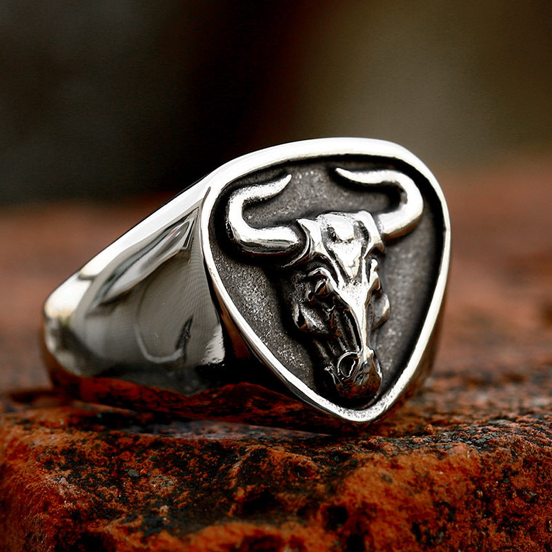 Antiqued Bull Skull Shield Ring