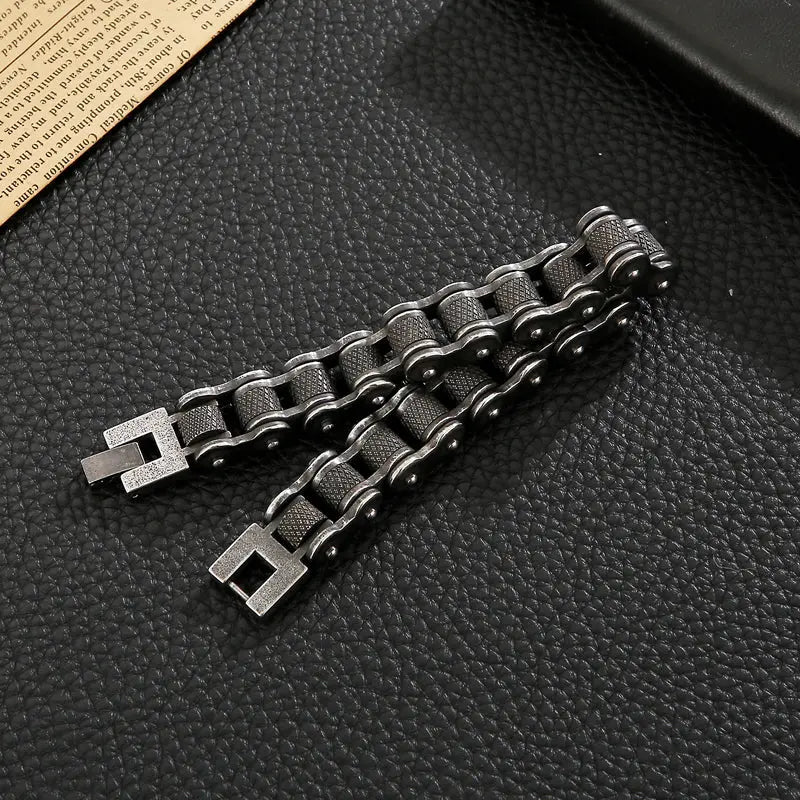 Black Stainless Steel Motorcycle Chain Bracelet - Vrafi Jewelry