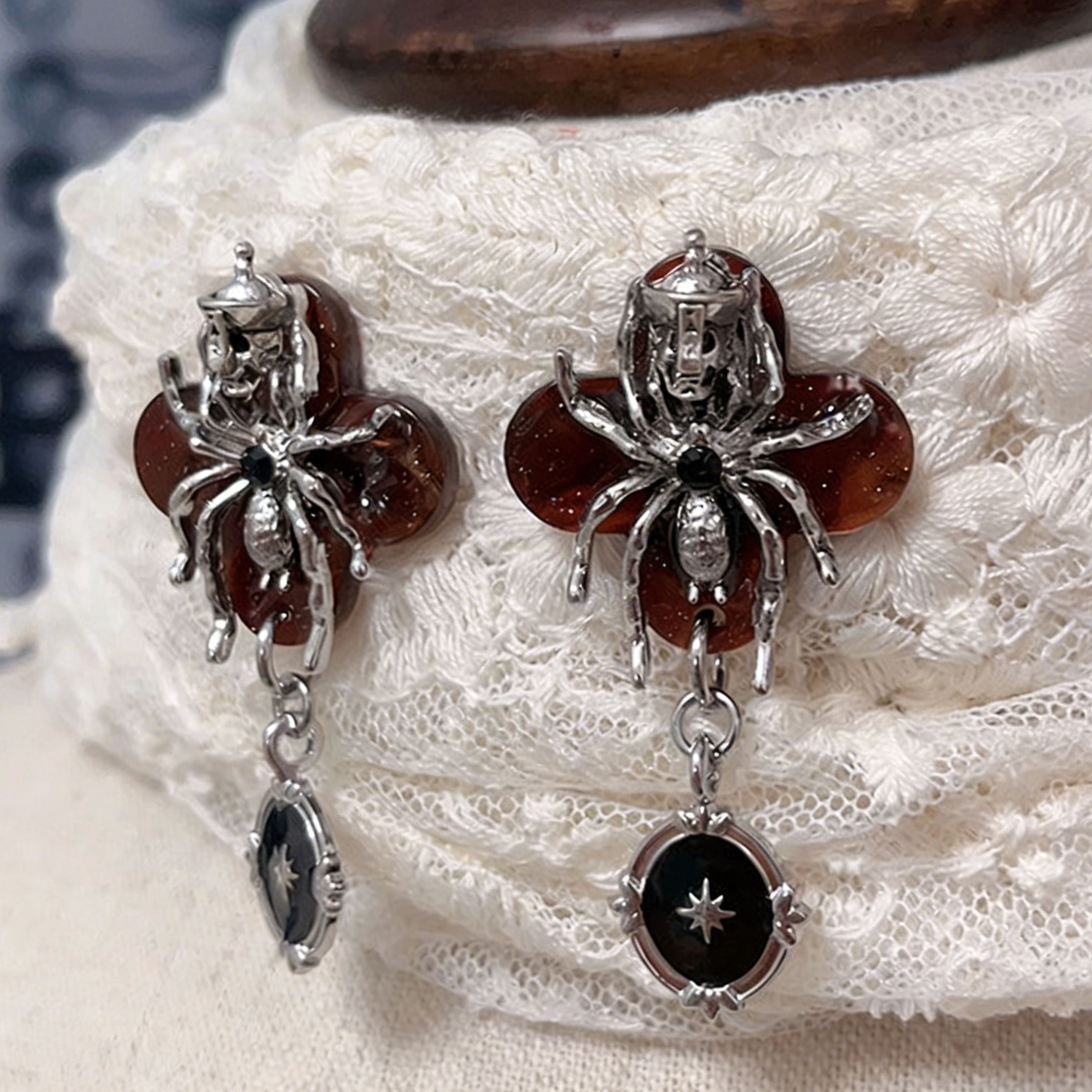Dark Spider Skull Stud Earrings