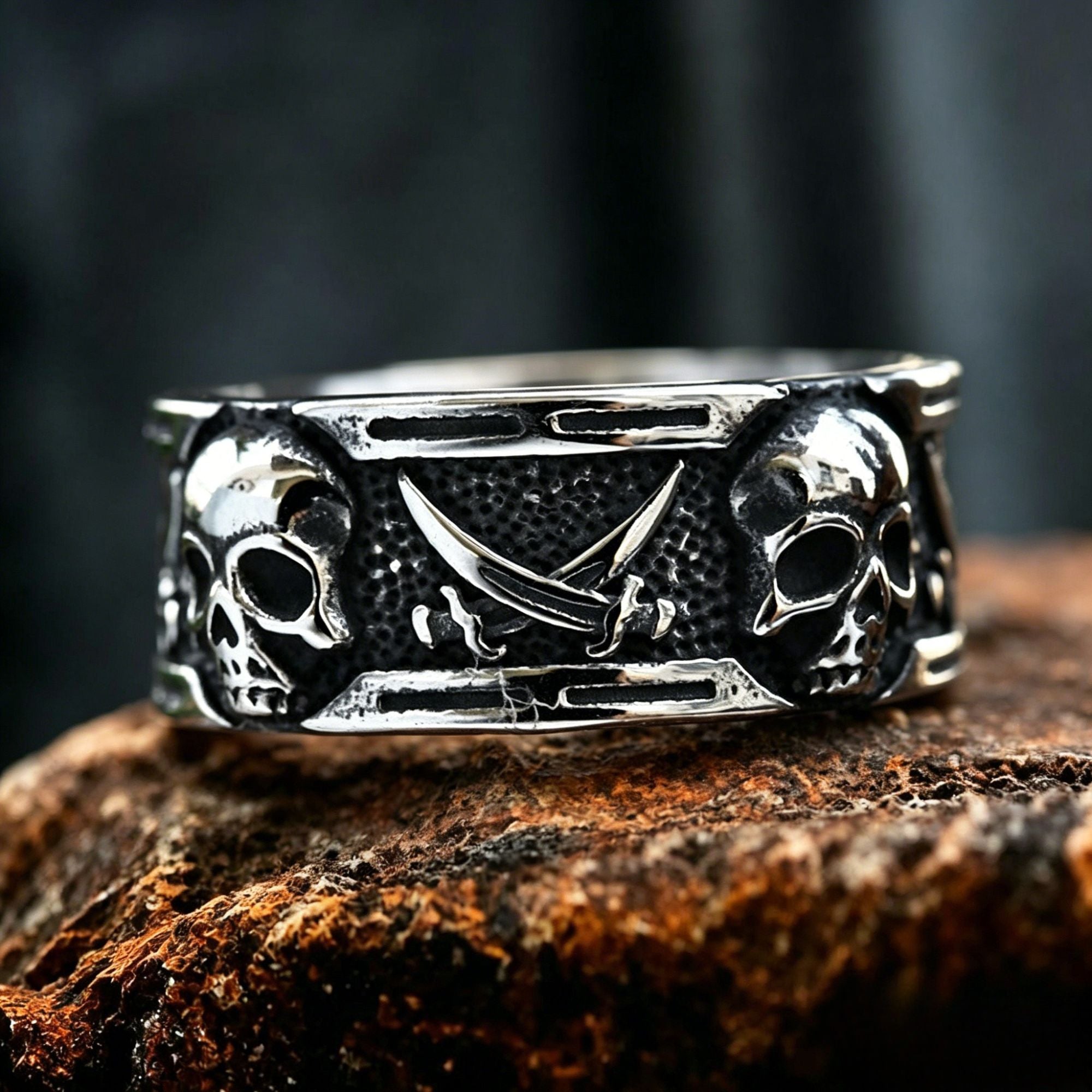 Vintage Pirate Skull Band Stainless Steel Ring