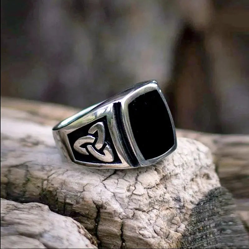 Celtic Knot Obsidian Stainless Steel Ring - Vrafi Jewelry