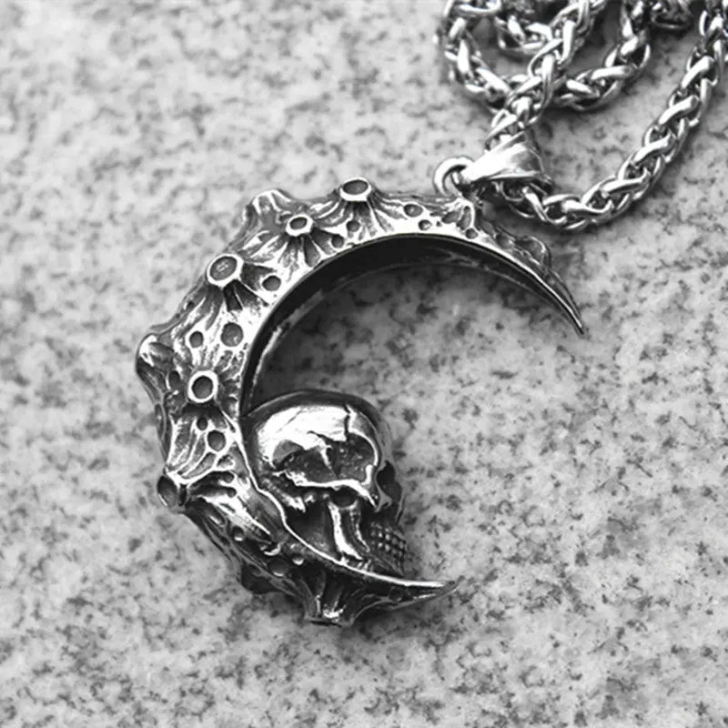 Crescent Skull Pendant VRAFI