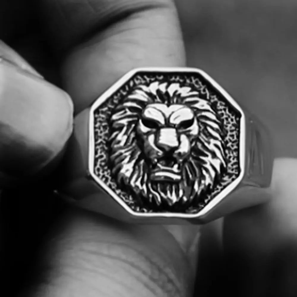 Fierce Lion Signet Stainless Steel Ring VRAFI