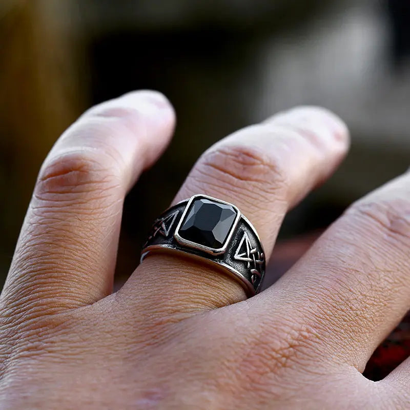 La bague de online lucifer