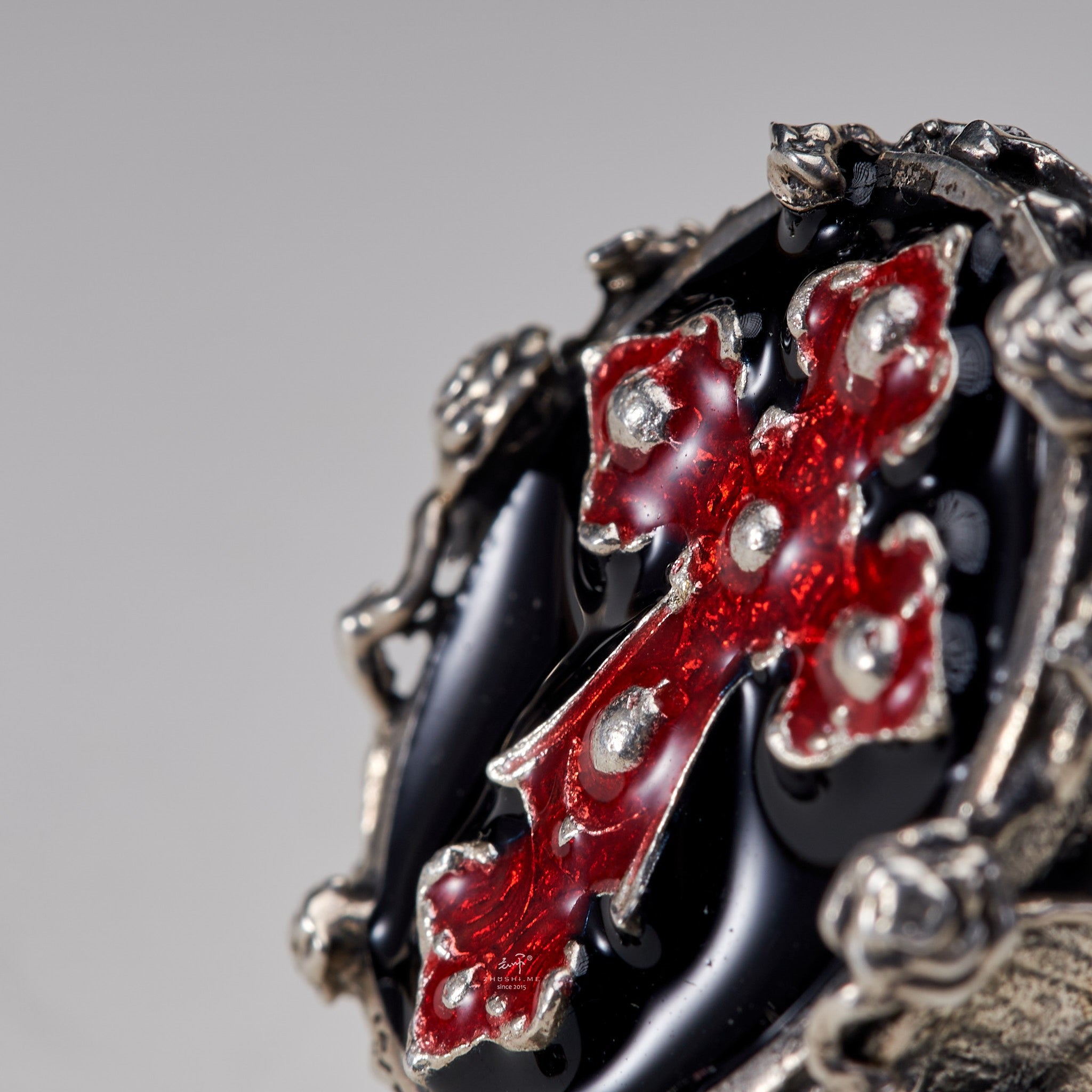 Handcrafted Gothic Blood Red Baroque Skull Cross Rose Ring