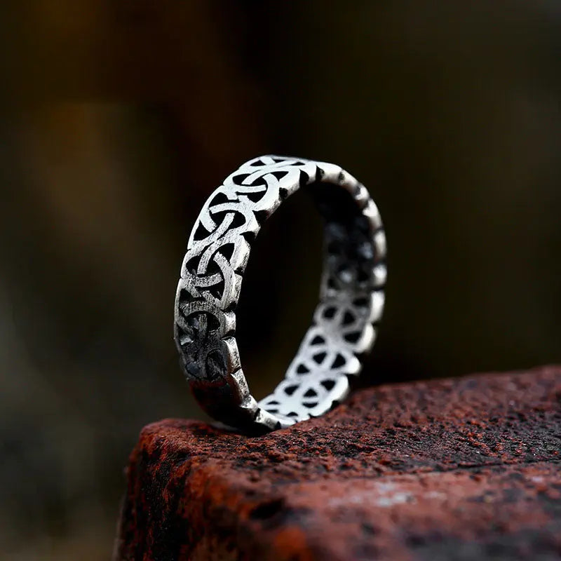 Hollow Celtic Knot Stainless Steel Ring - Vrafi Jewelry