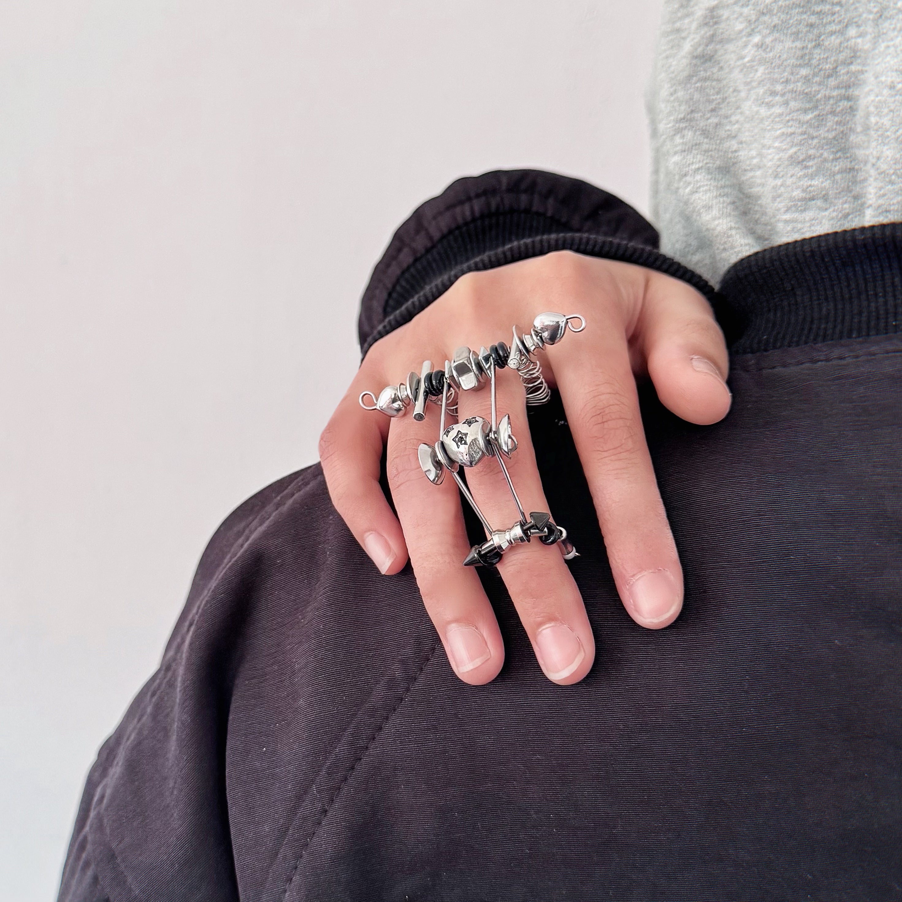 Mechanical Heart-Shaped Steel Ball Joint Ring