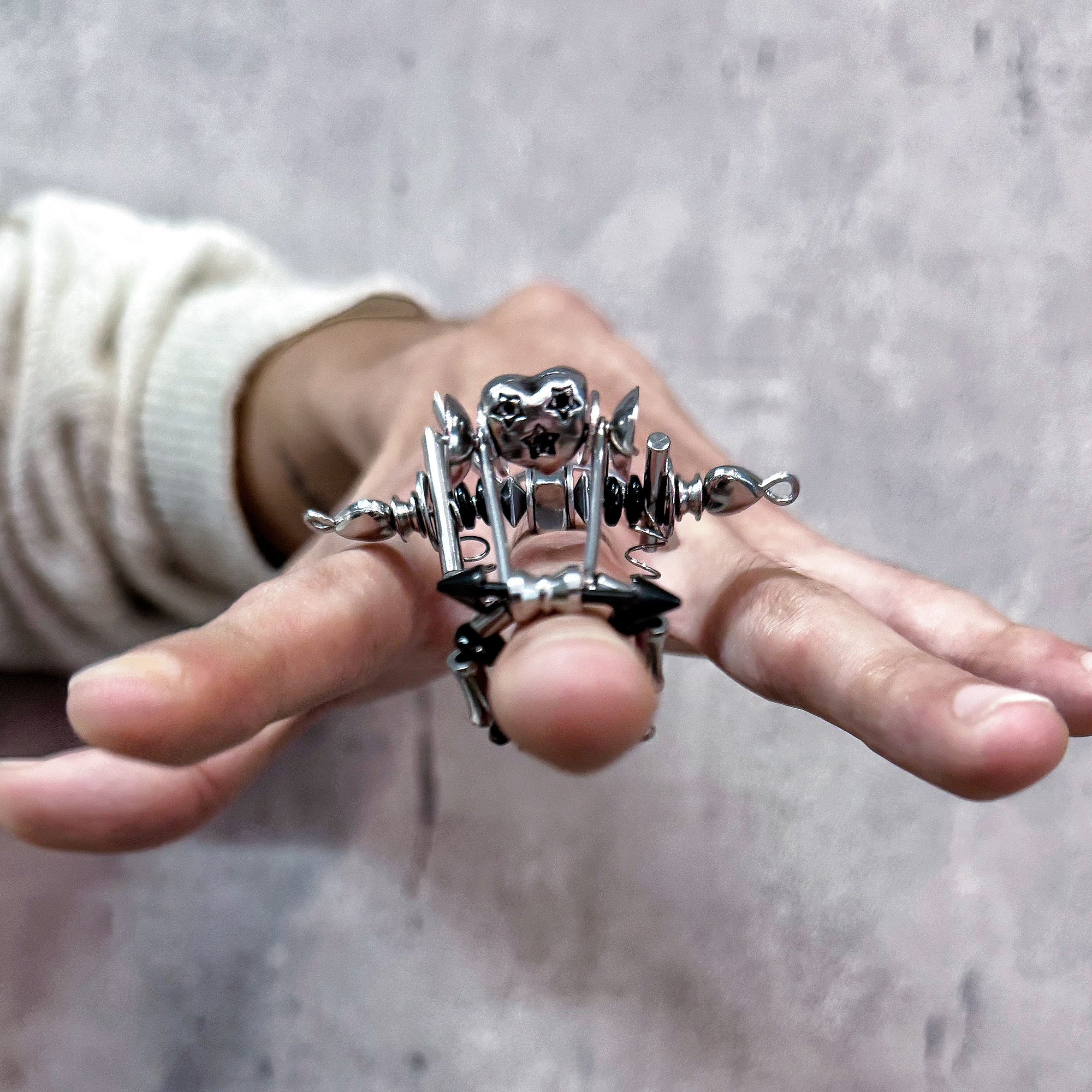 Mechanical Heart-Shaped Steel Ball Joint Ring
