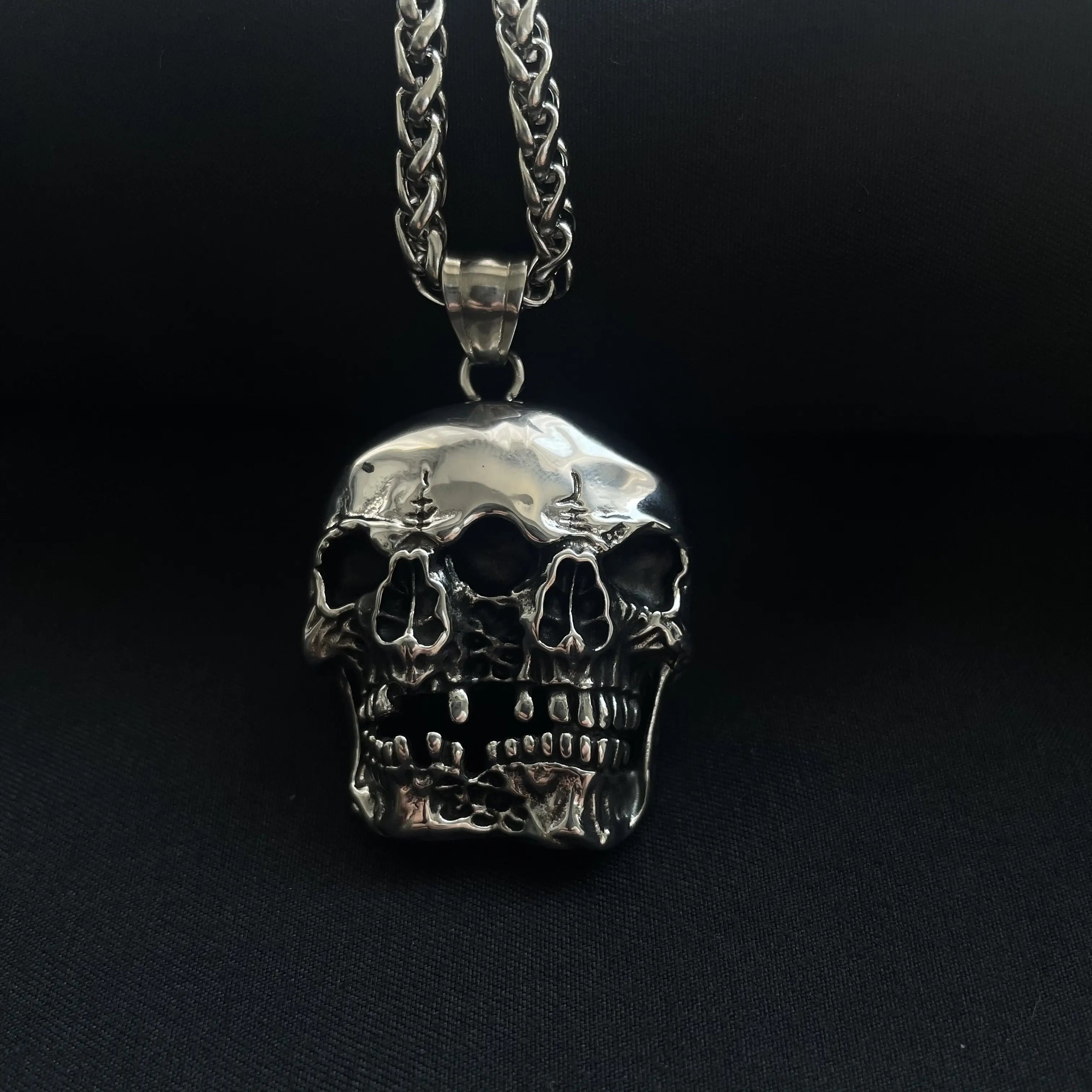 Merging Skull Stainless Steel Pendant VRAFI