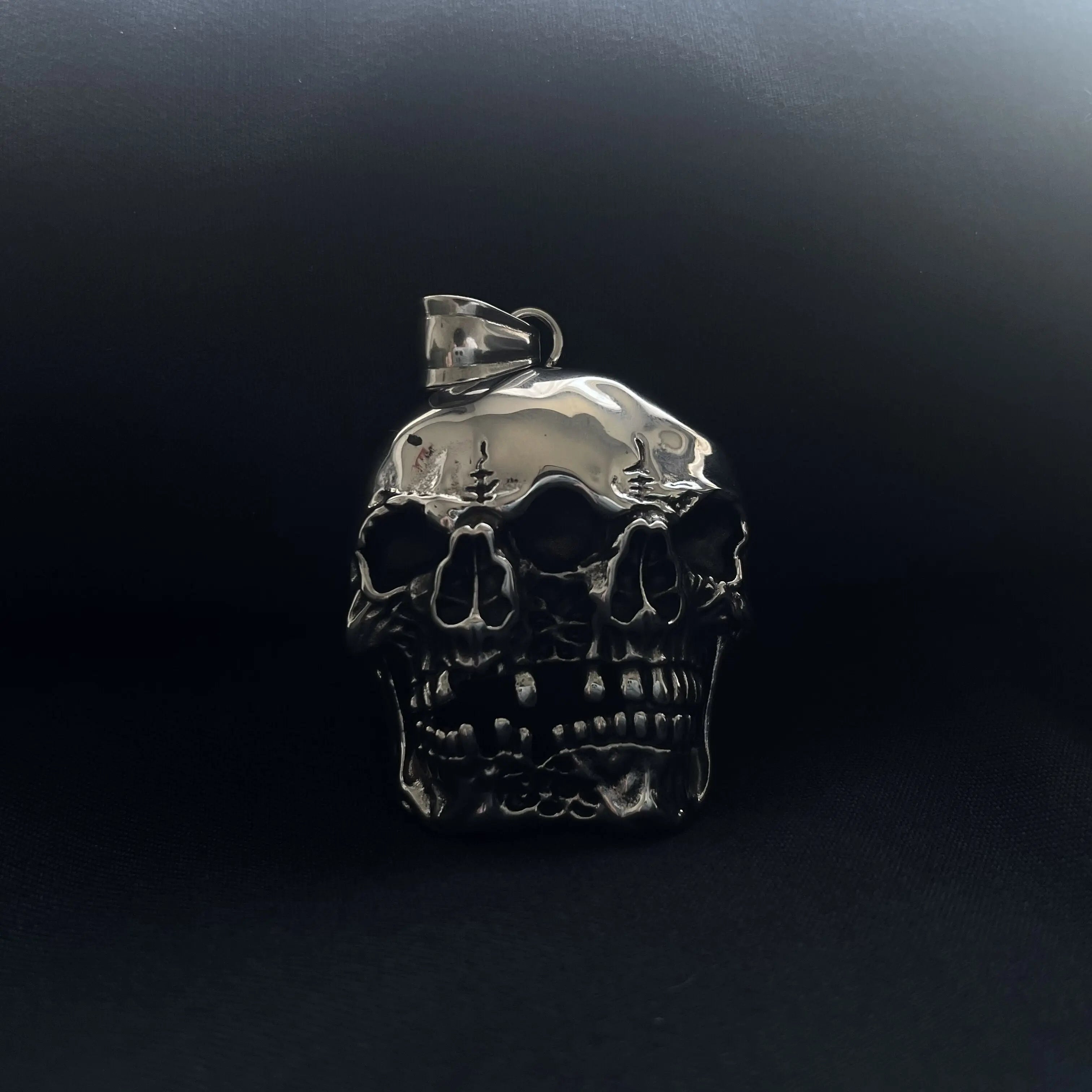 Merging Skull Stainless Steel Pendant VRAFI